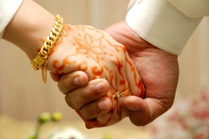 Bagaimana hukum pacaran dan tunangan dalam islam tunangan itu seperti apa